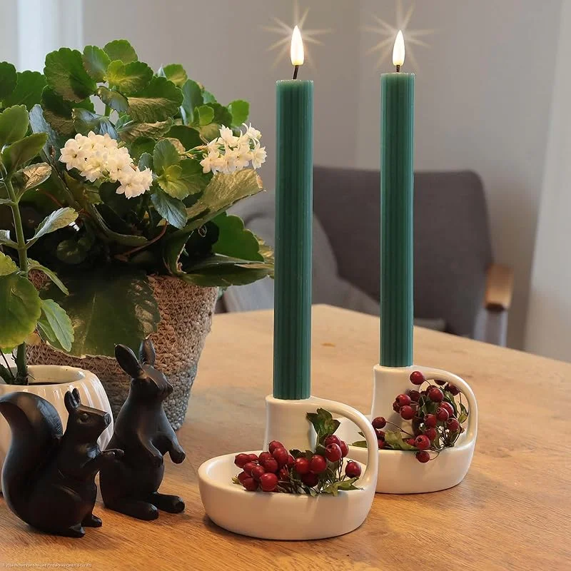 Visita la tienda de Hellum hellum Velas LED 2 unidades, funciona con pilas, color verde oscuro, función de temporizador, mando a distancia, llama parpadeante, con temporizador, 24, 5 x 2, 2 cm 151855 — Cena a la luz de velas