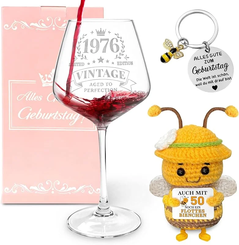 Joinkeicll Set de regalo de 50 cumpleaños para mujer, copa de vino personalizada, diseño de abeja y llavero, idea de regalo para mamá, hermana y compañera (50 años) — Vino y mesa festiva