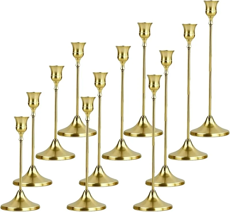 AXVRAV 12 candelabros dorados, candelabros franceses para velas puntiagudas, candelabros adecuados para velas de 3, 4 pulgadas de grosor, portavelas altas y cortas para bodas, fiestas, cenas — Cena a la luz de velas