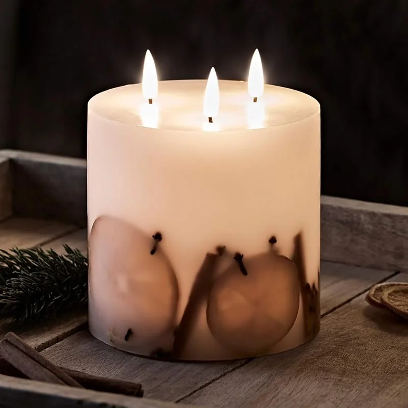Visita la tienda de Lights4fun Lights4fun TruGlow® Vela Pilar LED sin Llama a Pilas en Cera Marfil con 3 Mechas y Llamas Parpadeantes — Cena a la luz de velas