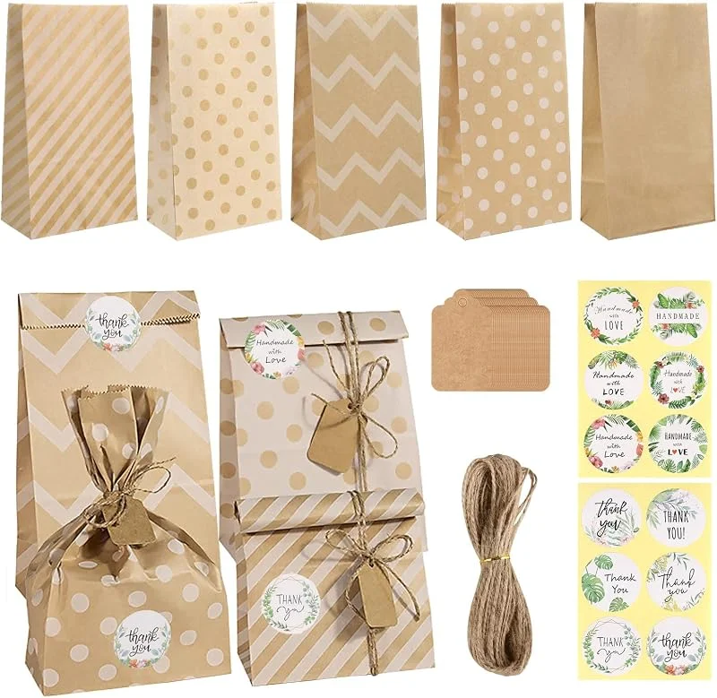 Czemo Bolsas de Papel para Regalos 30 Piezas Bolsas de Kraft con Pegatinas, Etiquetas Bolsas de Regalo para Bodas, Cumpleaños, Fiestas, Halloween, Navidad — Envoltorio regalo