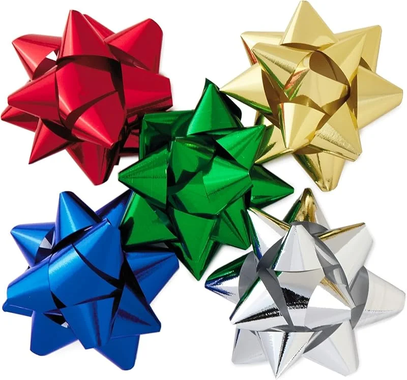 Yukiyi 50 lazos metálicos de 5 cm para envolver regalos de Navidad, lazos autoadhesivos, lazos metálicos para envolver regalos, vacaciones, cumpleaños, bodas, manualidades — Envoltorio regalo