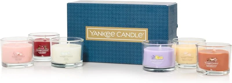 Visita la tienda de Yankee Candle Yankee Candle Set de regalo de velas aromáticas, 6 minivelas votivas aromáticas, Mezcla de cera de soja, Regalos perfectos para mujeres — Cena a la luz de velas