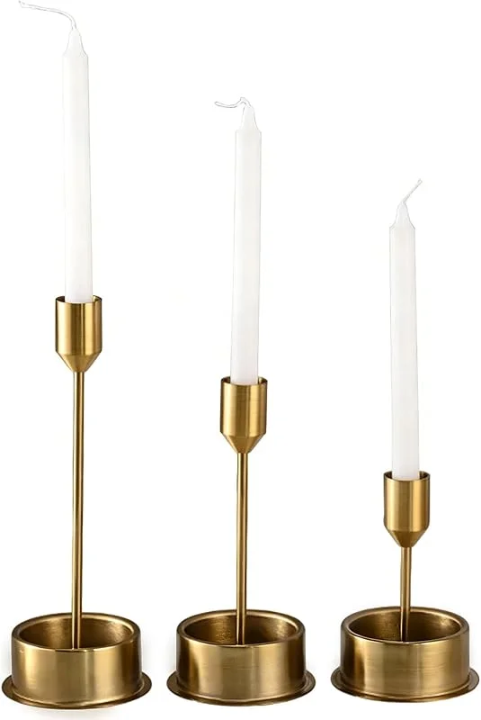 Kaiyzo Juego de 3 Candelabros Vintage Dorados, Candelabros para Velas Delgadas, Decoración de Mesa Dorada, Adecuado para Bodas Y Decoración del Hogar — Cena a la luz de velas