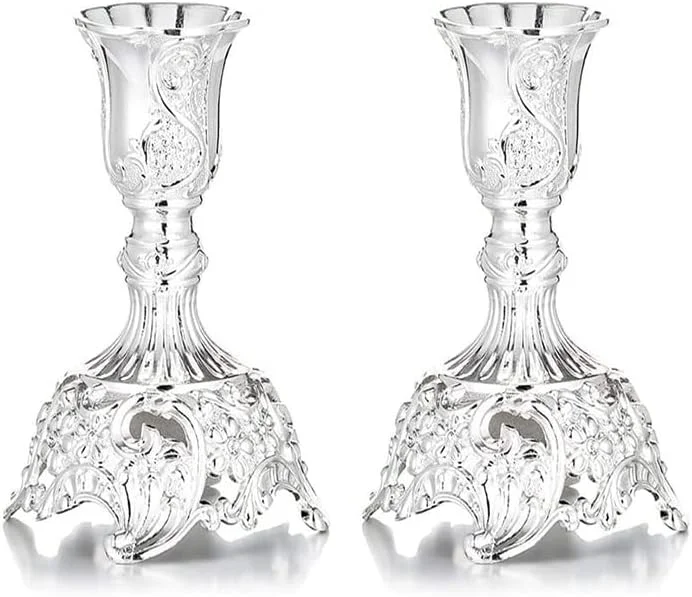 Tiardey 2 portavelas cónicos de 3.9 Pulgadas, portavelas ornamentados para decoración del hogar, Oficina, Boda, Centro de Mesa, Color Plateado — Cena a la luz de velas