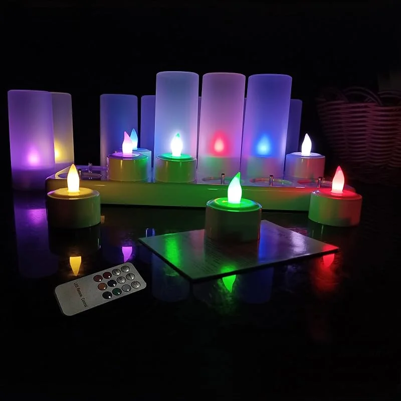 Visita la tienda de QSPORTPEAK QSPORTPEAK Velas LED con mando a distancia, Velas sin llama, Parpadean como velas de verdad, Velas recargables con estación de carga, Para Navidad Halloween Fiesta Boda, Multicolor, 12 piezas — Cena a la luz de velas